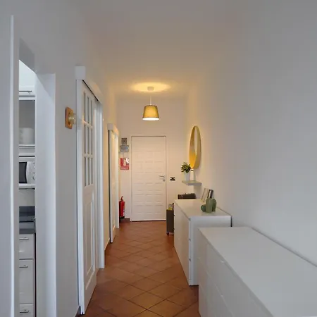 Apartment Playa Chica Beachfront