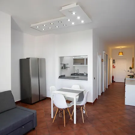 Apartment Playa Chica Beachfront *