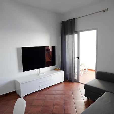 Apartment Playa Chica Beachfront *